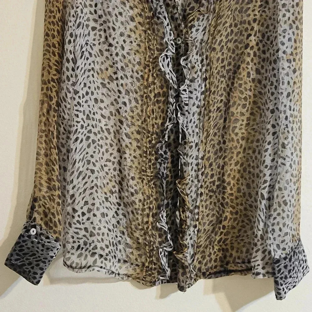 Graciela Grin Animal Print Blouse - Picture 5 of 5